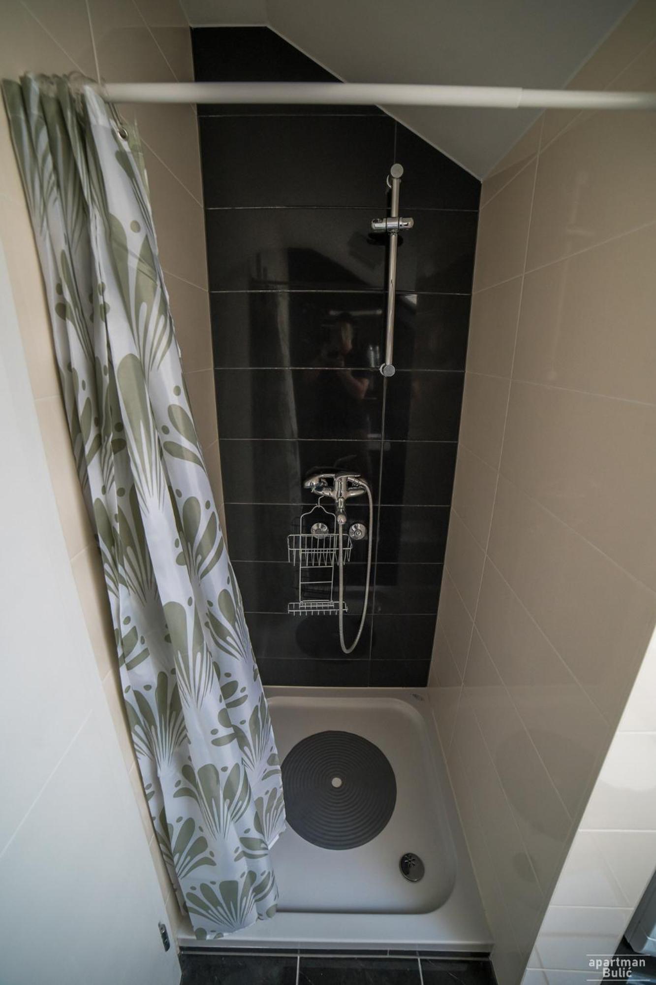 Apartman*** Apartment วาราชดีน ภายนอก รูปภาพ