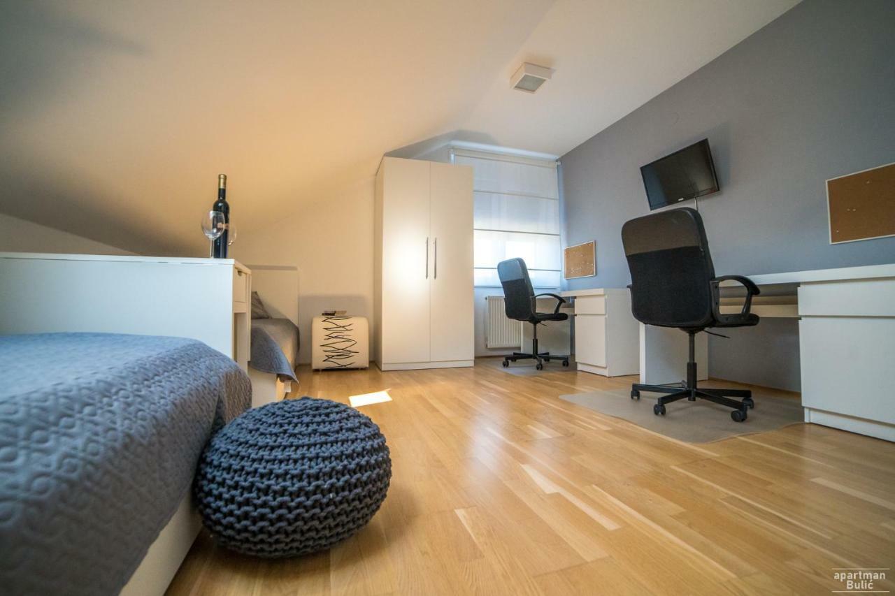 Apartman*** Apartment วาราชดีน ภายนอก รูปภาพ